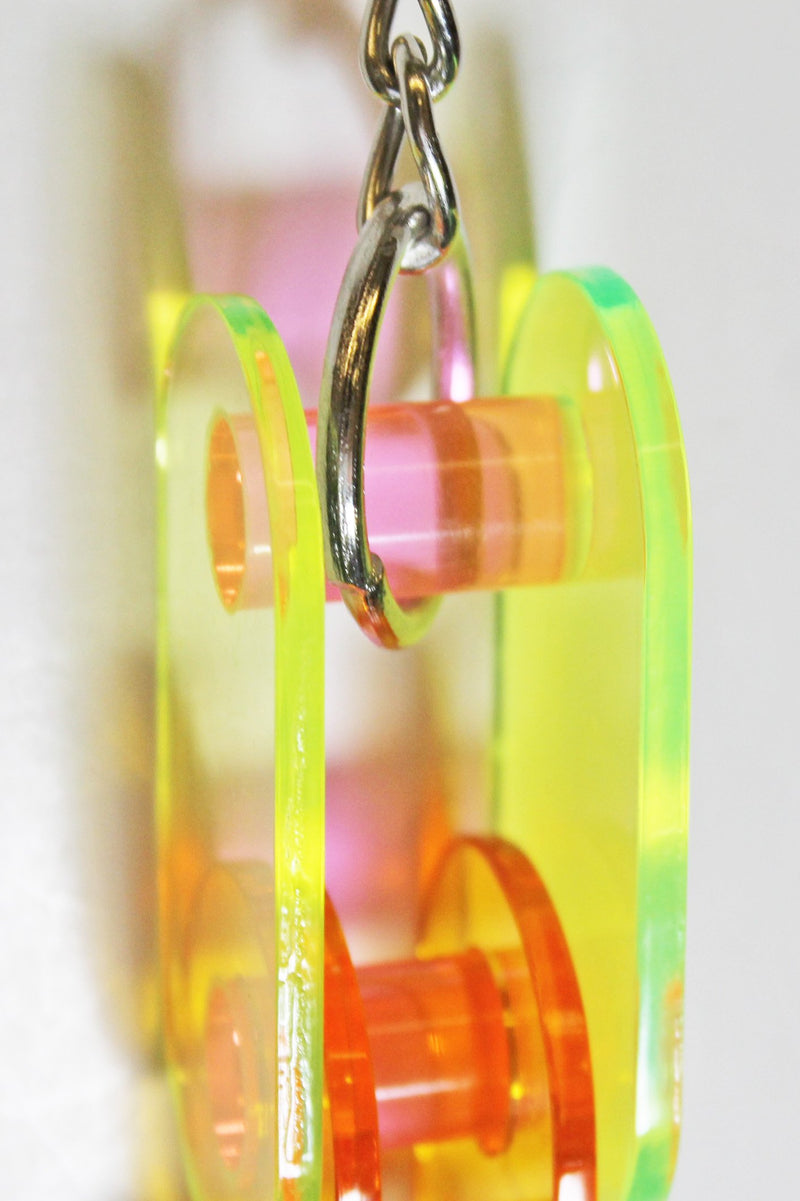 [Australia] - Prevue Pet Products Rainbow Acrylic Links Bird Toy 