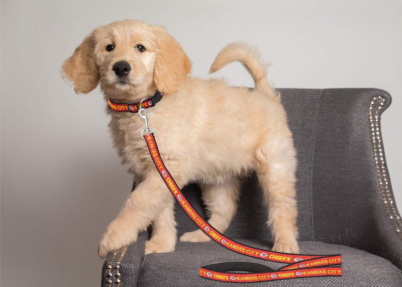 [Australia] - Pets First NFL Sports Dog Pet Leash, Available in Various Teams and Sizes Kansas City Chiefs Medium 