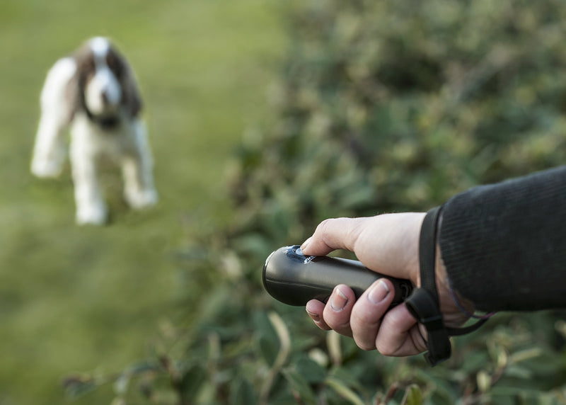 [Australia] - FIRST ALERT Bark Genie Handheld Bark Control Device (FABCU2G) 