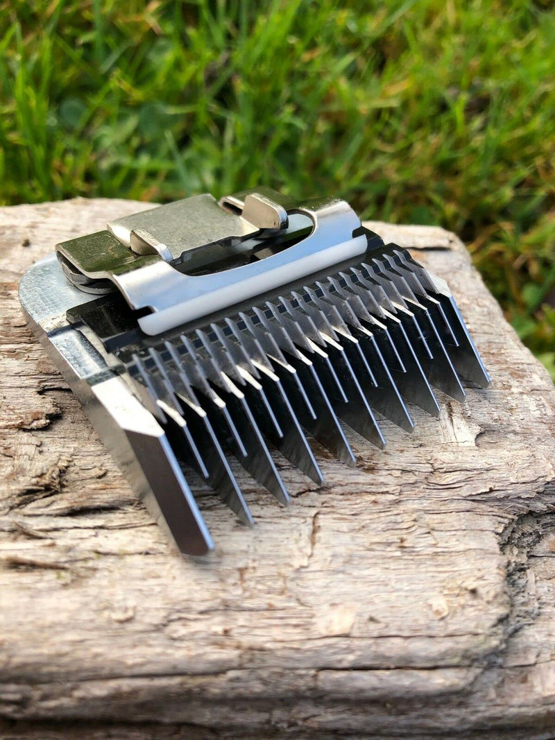 Masterclip Dog Clipping Blade A5 Clipper Blades 50F 40F 30F 15F 10F 9F 7F 7 5F 5# 4F 4# 3F 3# 2F 2# 5/8N toe blade compatible, Oster and Andis (3#) - PawsPlanet Australia