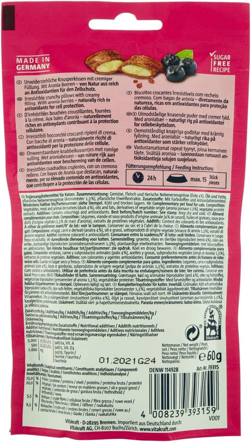 Vitakraft Crispy Crunch, crunchy snack pillows filled with duck and aronia, cat snack, sugar-free (1x 60g) - PawsPlanet Australia