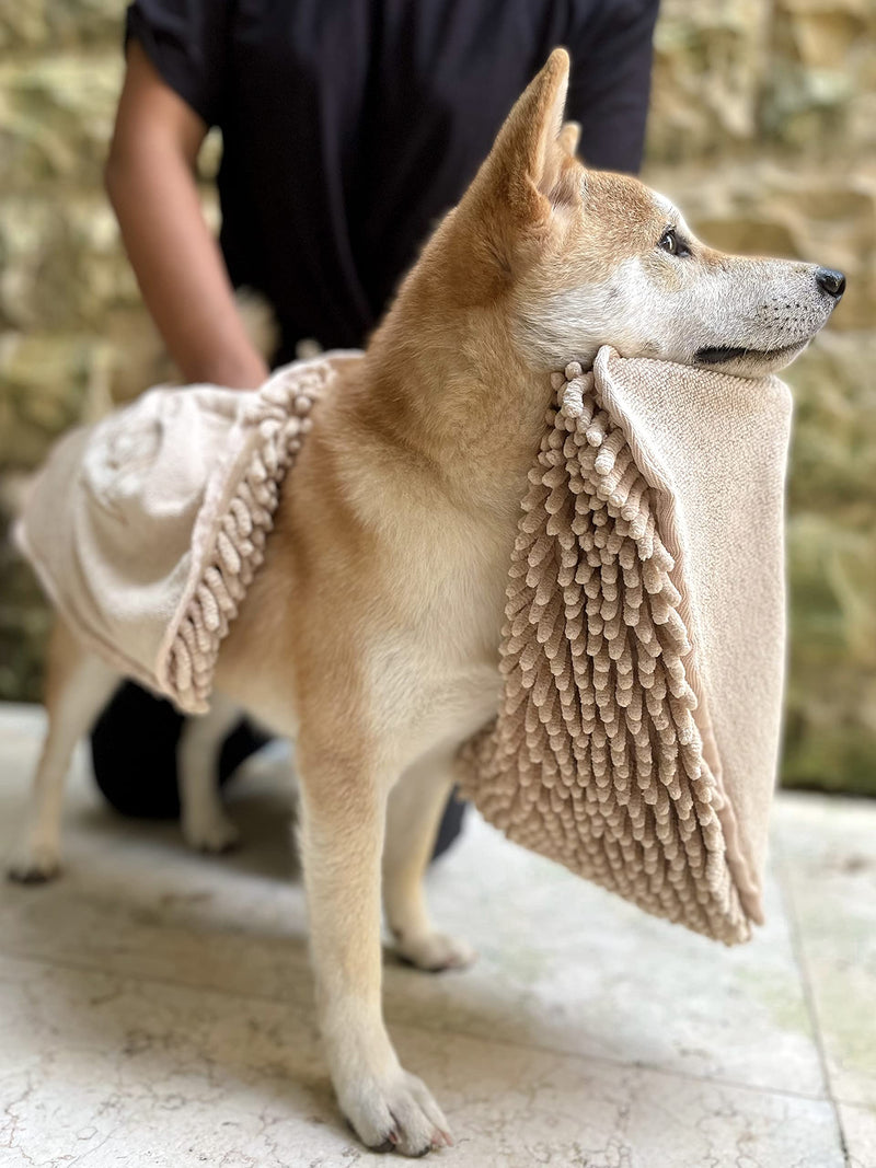 Tuff Pupper Large Dog Shammy Towel | Ultra Absorbent | Durable 35 x 15 Size for Dogs of All Breeds | Quick Drying Chenille Fabric | Designed for Indoor and Outdoor Use | Machine Washable X-Large (Pack of 1) Beige - PawsPlanet Australia