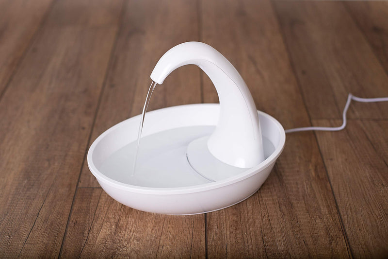 [Australia] - Pioneer Pet Swan Pet Drinking Fountain: 80oz Water Capacity White Plastic 