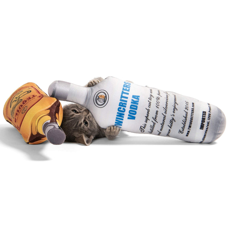 [Australia] - Twin Critters Organic Silvervine Catnip KittiKocktail Liquor Bottle Refillable Plush 2-Pack for Cats & Kittens No Artificial Ingredients - More Powerful Than Catnip - Great Gift for Cocktail drin 