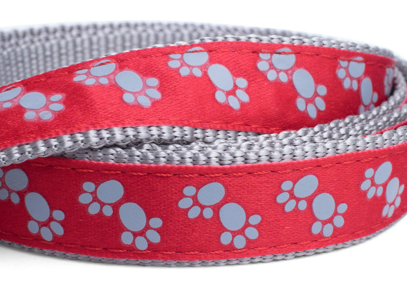 Petface Signature Padded Dog Lead, Medium, Reds Paws - PawsPlanet Australia