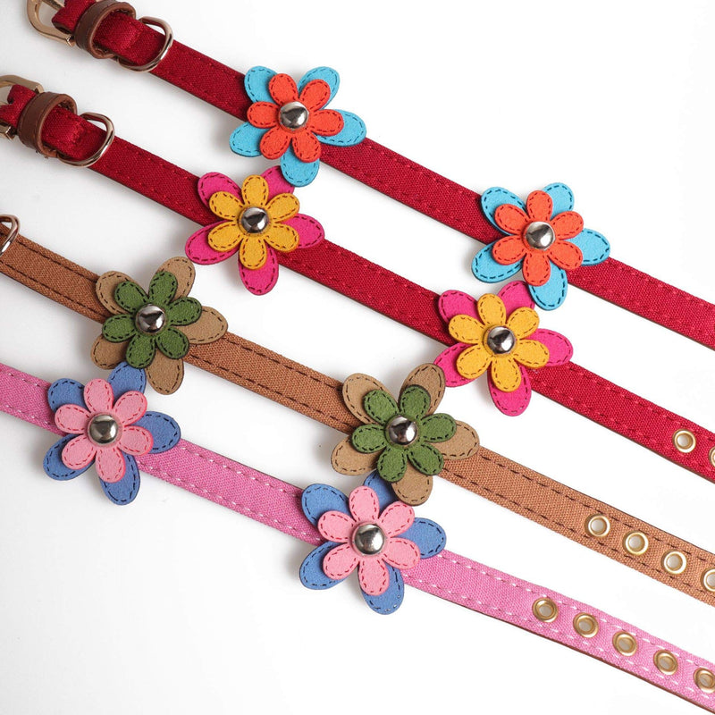 [Australia] - Axgo Adjustable Cute PU Leather Cat Collar with Adorable Flowers, 1.3 x 32cm, Red 