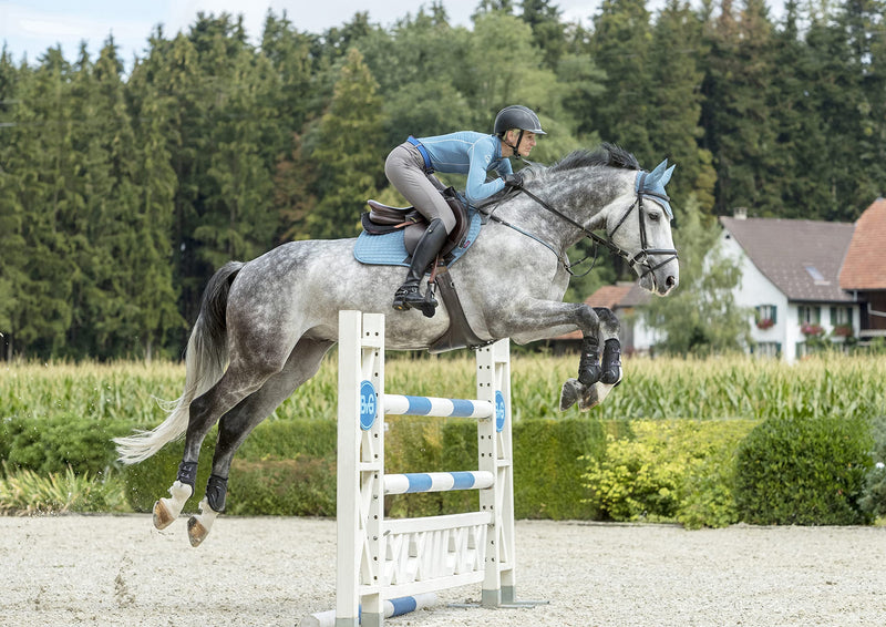 LeMieux Suede Close Contact Square Saddle Pad - Horse Riding Dressage with Soft Bamboo Lining - Sweat Absorbing and Comfortable S/M Ice Blue - PawsPlanet Australia