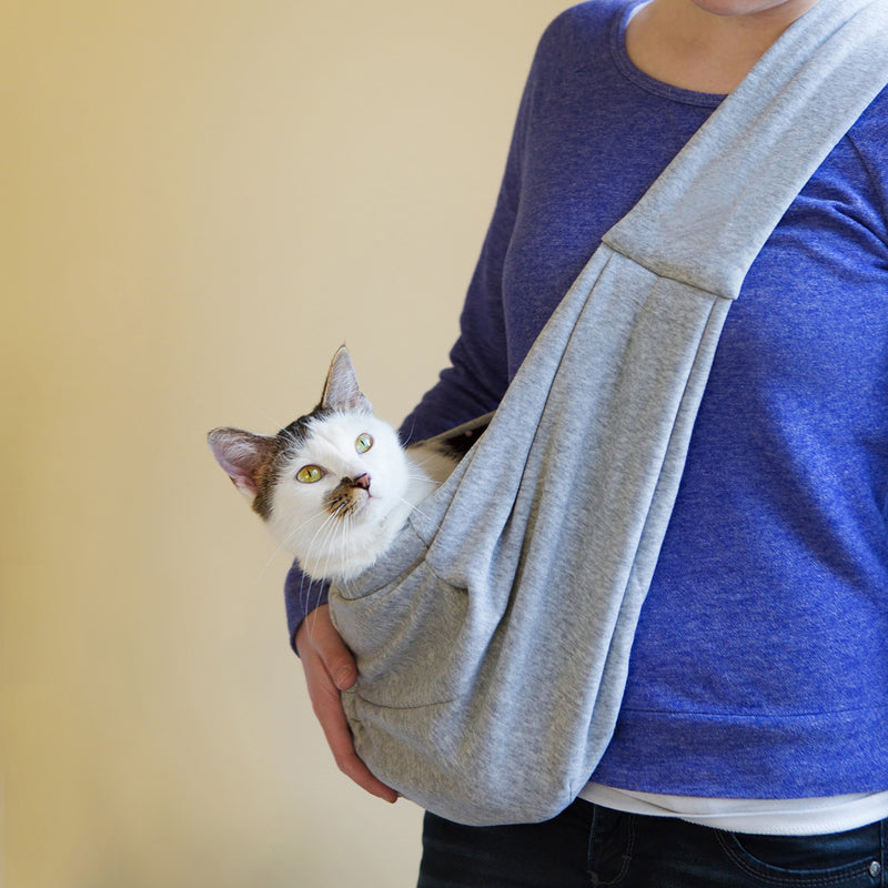iPrimio Dog and Cat Sling Carrier – Hands Free Reversible Pet Papoose Light Blue Bag - Soft Pouch and Tote Design – Suitable for Puppy, Small Dogs, and Cats for Outdoor Travel - PawsPlanet Australia