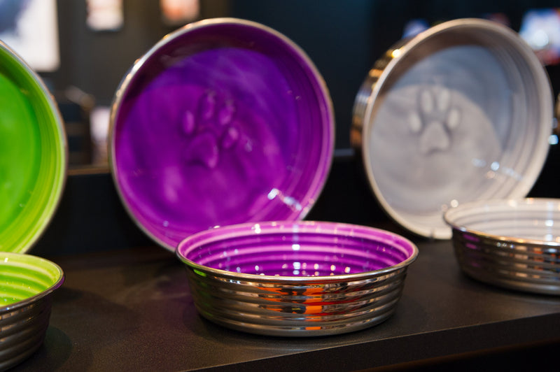 Loving Pets Le Bol Glazed Interior Stainless Steel Dog Bowl Non-Slip Dishwasher Safe Durable Pet Dish -Lilac - Medium (850 ml) - PawsPlanet Australia