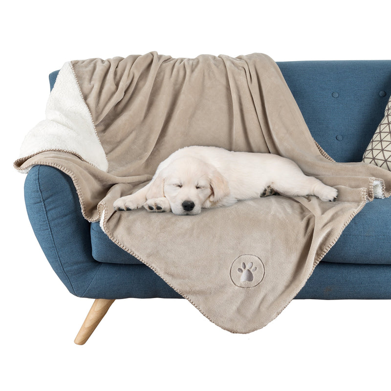 PETMAKER Waterproof Pet Blanket Collection – Reversible Throw Protects Couch, Car, Bed from Spills, Stains, or Fur, Dog and Cat Blankets Tan Large - PawsPlanet Australia