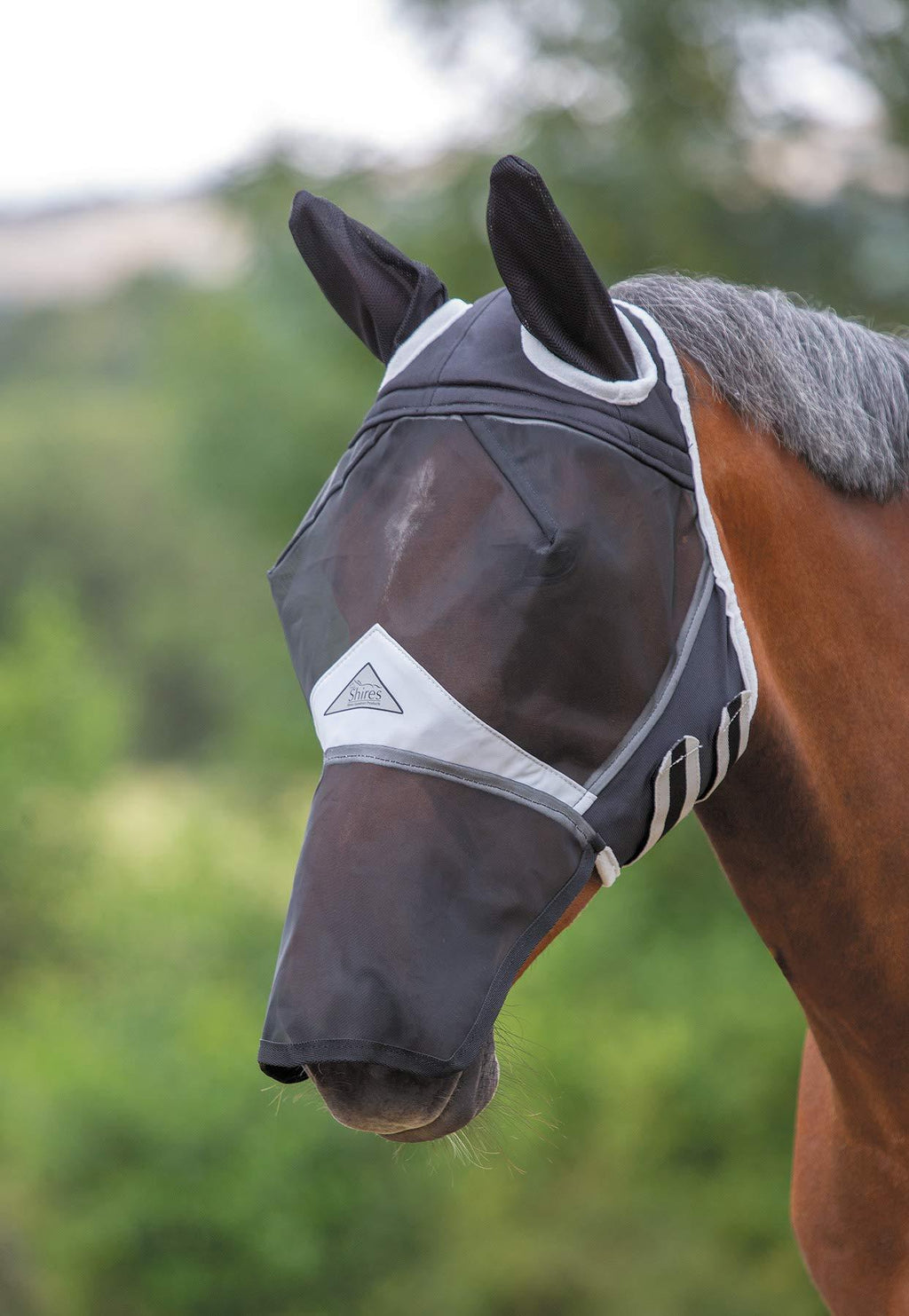 Shires Full Face Fly Mask, Det Nose - Shires Us Black Cob - PawsPlanet Australia