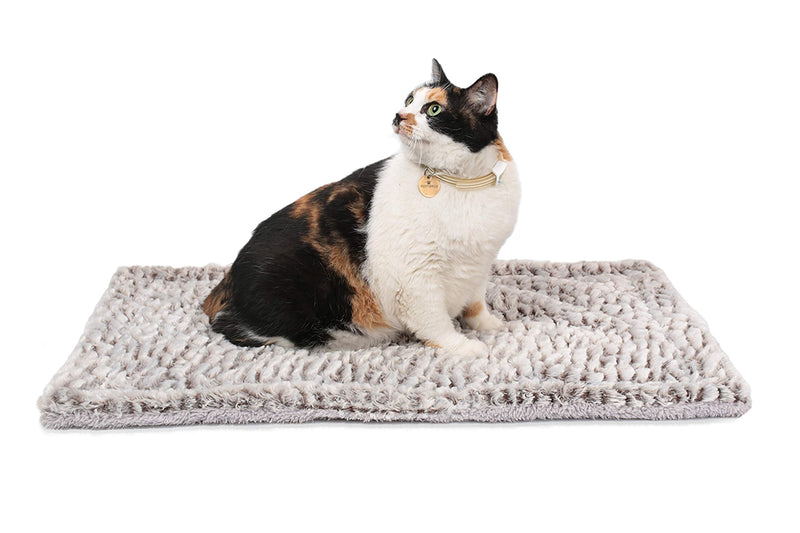 Self Heating Cat Pad Self Warming Cat Dog Bed 27.5" x 18.5" Thermal Cat Mat for Outdoor and Indoor Pets - PawsPlanet Australia