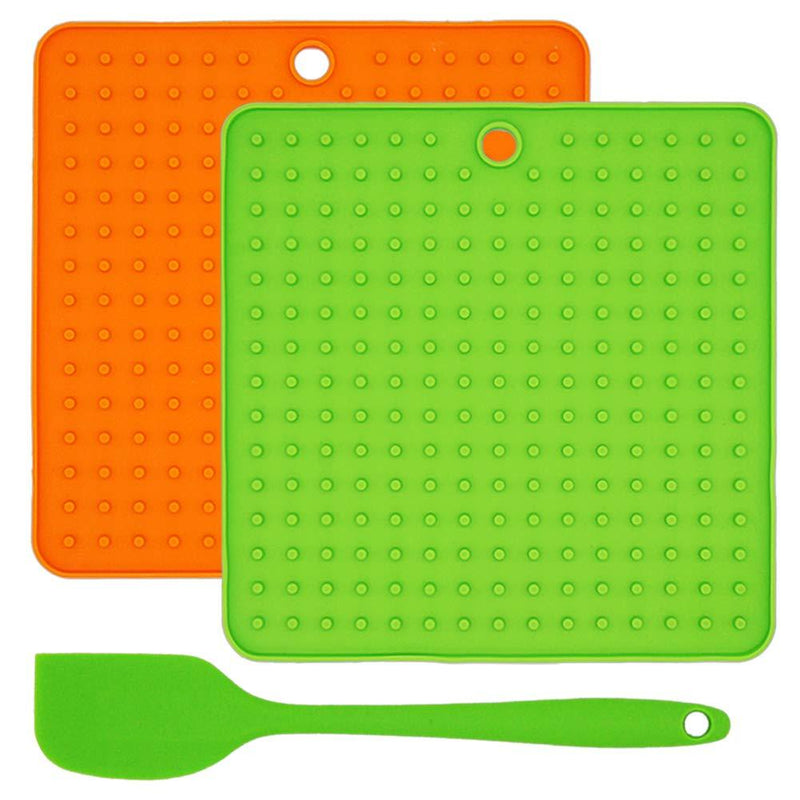 Ley's Dog Lick Mat, 2 Pack Peanut Butter Lick Pad, Pet Boredom Buster Slow Feeders, Calming Mat for Anxiety Relief, BPA-Free Food Grade Silicone Puppy Treat Mat Square Orange & Green - PawsPlanet Australia