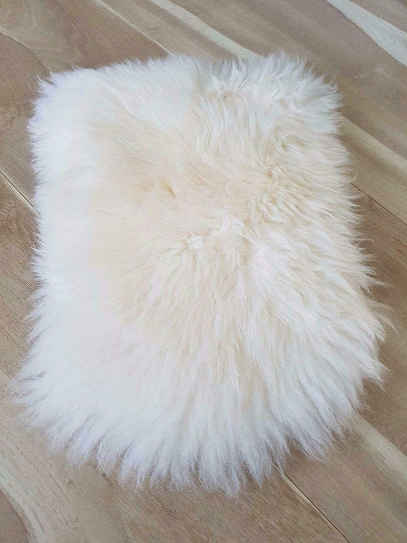 [Australia] - N\A Sheepskin Pet Bed Mat 100% Sheepskin Deluxe Dog Crate Pad Ultra Soft Durable Self Warming Kennel Mattress for Dogs and Cats White 