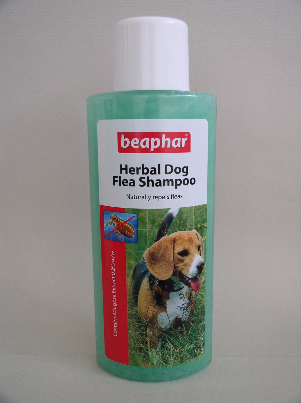 Beaphar Dog Flea Herbal Shampoo, 250 ml - PawsPlanet Australia