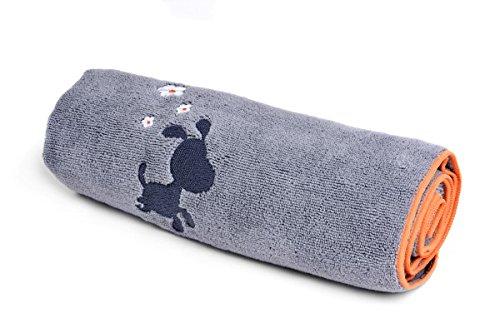 Outdoor Paws by Petface Microfibre Dog Towel, 120 x 70 cm 70cm x 120cm - PawsPlanet Australia