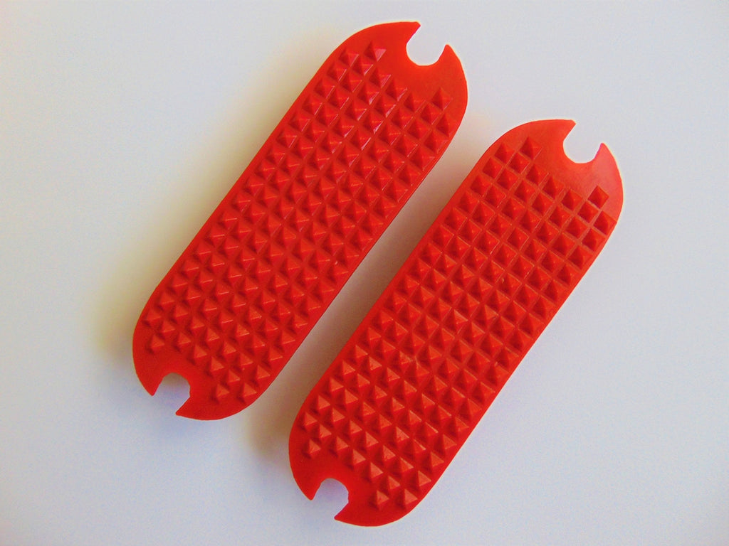 S-Products HORSE RIDING IRON STIRRUP RUBBER FILLIS TREADS PADS 4.0" Red - PawsPlanet Australia