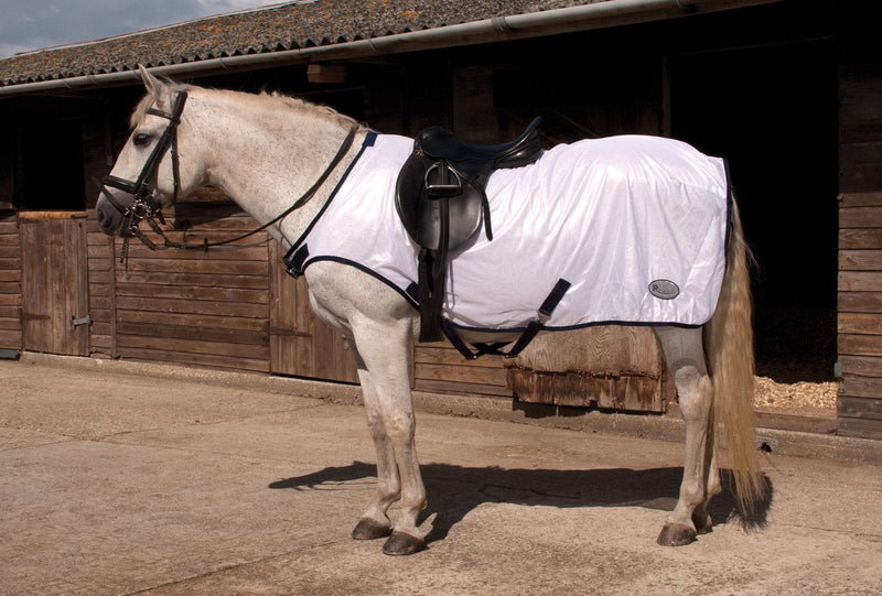 Rhinegold Ride On Fly Rug White 5'6" - PawsPlanet Australia