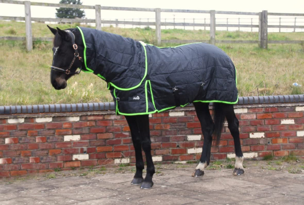 STABLE RUG 100 GSM FILL DETACHABLE NECK HORSE STABLE RUG BLACK WITH NEON BINDNG (5'6'') 5'6'' - PawsPlanet Australia